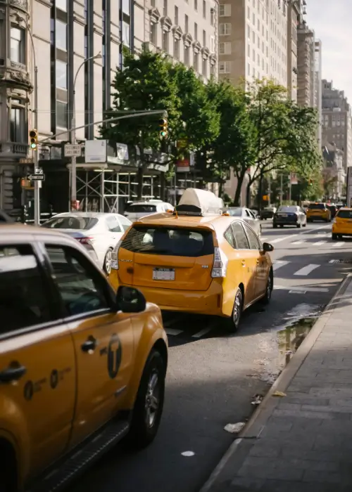 taxis en espanol cerca de mi